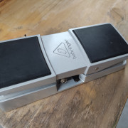 BEHRINGER FC 600 - Pedal de Vol y Exp · Bizkaia · 25 €