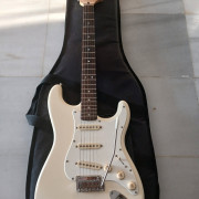 Partcaster Mojo Guitars con set completo Fender Tex mex y clavijeros Schaller 70 · Sevilla · 450 €