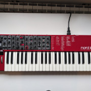 Sintetizador Nord Lead A1