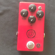 pedal de overdrive/distorsión JHS The AT (Andy Timmons Signature) Versión 1 · Barcelona · 145 €