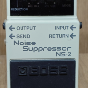 PUERTA DE RUIDO BOSS NS2 · Sevilla · 60 €