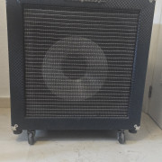 Ampeg B-200R Rocket Bass (220W) · Málaga · 390 €