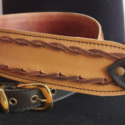 Correa cuero para guitarra o bajo