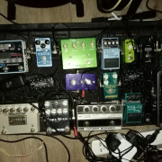 Cambio pedalera y guitarra acústica por electrica · A Coruña