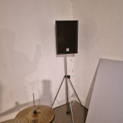 URGE POR MUDANZA - Equipo PA HK Audio: sub activo RS 15 SUB A + 2 PR:O 12 + soportes (45 min de Madrid) · Madrid · 400 €