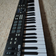Arturia Keylab Essential 61 Key Black Teclado MIDI
