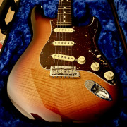 Fender Stratocaster 70th anniversary Am pro II strat rw cb · Barcelona · 1650 €