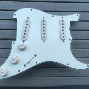 KLoppmann 67 stratocaster pickguard completo ¡NUEVO y envío incluido! · Murcia · 360 €