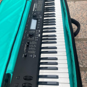 Korg Kross 2 61 Teclas + Funda · Pontevedra · 540 €