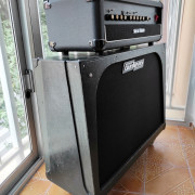 Pantalla 2x12 AlNiCo (años 60, USA) + cabezal 2 canales y reverb modificado. · Valencia · 450 €