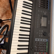 Kurzweil K2700 + Funda Thomann Premium + Soporte K&M 18963 · Cádiz · 2200 €