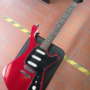 Ibanez FRM100 Paul Gilbert model · Barcelona · 750 €