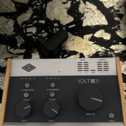 Universal Audio Volt 2/76 – buen estado, poco uso · Granada · 180 €