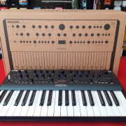 Modal Electronics Argon8 · Girona · 379 €