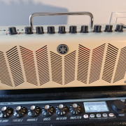 Amplificador Yamaha THR 10