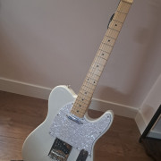 - Cambio: Harley Benton TE-30 (Dimarzio, wilkinson,...) · Madrid · 215 €