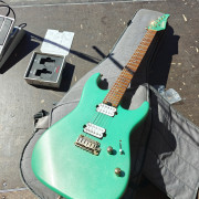 Soloking Custom Shop con Suhr SSV y SSV+ y estuche · Badajoz · 400 €