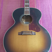 Gibson J-185 vintage sunburst 2007 (cambios dentro) · Bizkaia · 2200 €