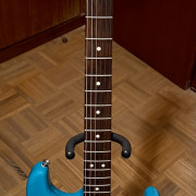 Fender American Pro II HSS Strato Miami Blue · Madrid · 1500 €