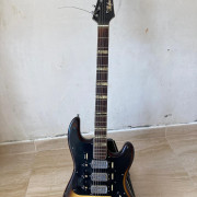 Guitarra Hofner Barítono 176 - 1962 · Barcelona · 1150 €