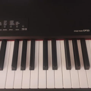 Piano Teclado Yamaha CP 33
