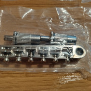 Puentes tune-o-matic Epiphone prácticamente nuevo · Madrid · 10 €