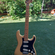 Fender de luxe stratocaster · Zaragoza · 750 €