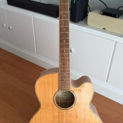 Washburn WJ-45SCE Natural · Madrid · 250 €