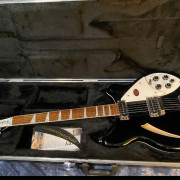 Rickenbacker 360 Jetglo 2026 , Nueva aun sin estrenar. · Madrid · 2750 €