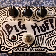 Pedal Rivertronic Big Muff Clone Green Russian · Palencia · 30 €