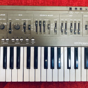 Roland SH-101 · Valencia · 1300 €