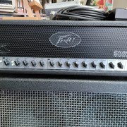 Cabezal Peavey 6505+ con Flight Case