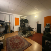 Busco banda per completar local lasextabaja / Barcelona · Barcelona