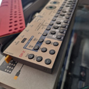Vendo OP-Z como nuevo · Granada · 250 €