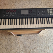 Roland FA 08 · Valencia · 1100 €