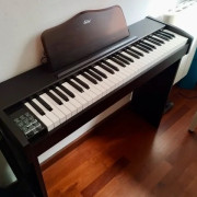 Piano Digital 61 Teclas. Eastar EK-10s · Barcelona · 150 €