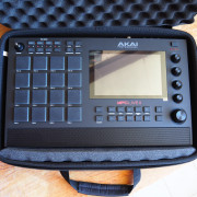 Akai MPC live II · Granada · 920 €
