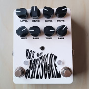 Lovepedal “Box of awesome” SRV/Deluxe (Brownface Deluxe y Super Six SRV) · León · 150 €