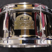 Caja PEARL Chad Smith Signature