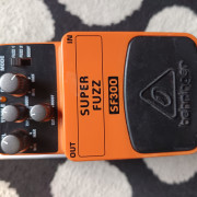 Behringer SF300 Super Fuzz Pedal · Bizkaia · 18 €
