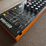 Analogue Solutions Generator · Barcelona · 600 €