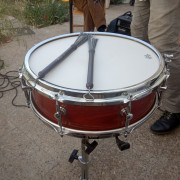 Caixa/Tabal de Caoba "La Granadella". Cos d'una sola capa de fusta de caoba