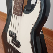 Bajo eléctrico Aria STB Series · Cuenca · 130 €