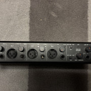 Tascam US-4x4 Interfaz de Audio