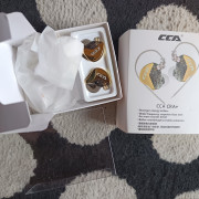 Monitores In-ear CCA CRA+ Dorados · Bizkaia · 12 €
