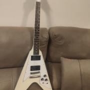 Gibson flying v 70's classic White 2024 · Burgos · 2050 €