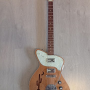 Guitarra semicaja hecha a mano.Maderas de primera. · Madrid · 600 €