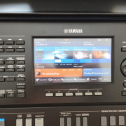 Teclado PSR-SX720 · Málaga · 875 €