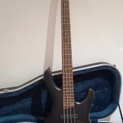 Bajo Ibanez Ergodyne EDB550 Indonesia + Estuche · Zaragoza · 550 €