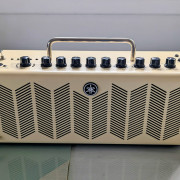 Yamaha THR10 (V1) - Estado impecable + Cable USB incluido
